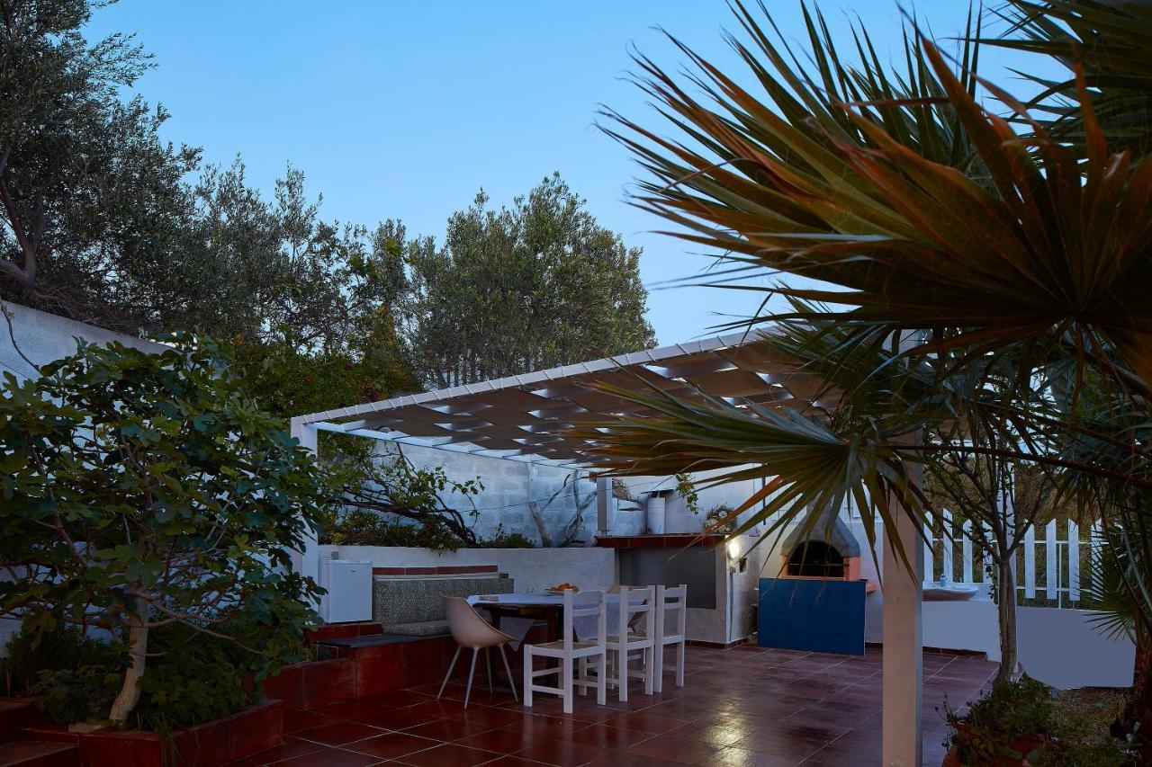 Seafront Villa Longobardi Chania  Exterior photo